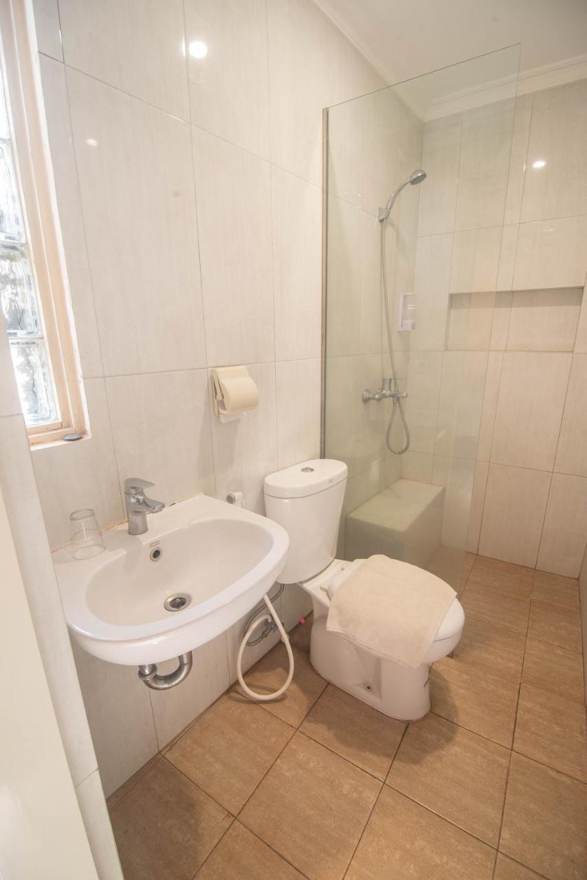 Front One Boutique Baluran Malang Hotel Екстериор снимка