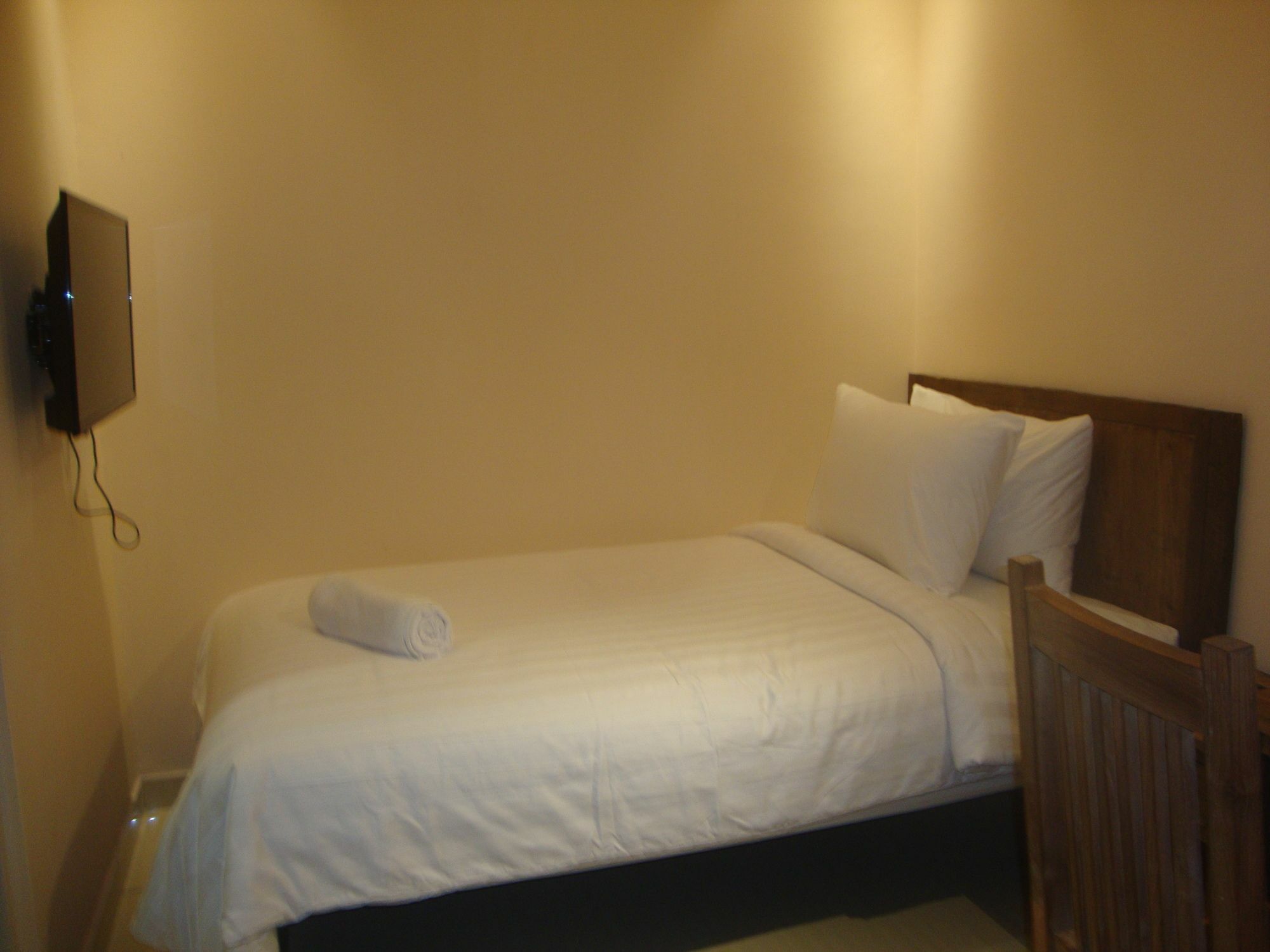 Front One Boutique Baluran Malang Hotel Екстериор снимка